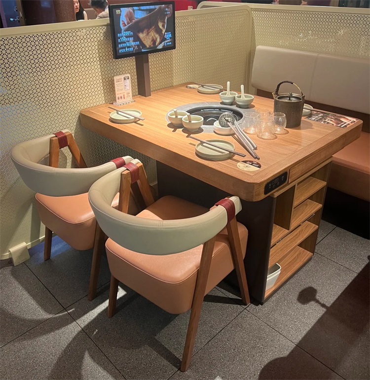 巴奴火鍋桌椅