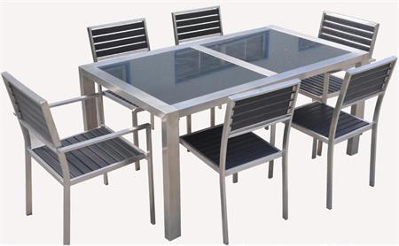 在餐桌椅廠家批發食堂餐桌一定不要忽略合同的重要性