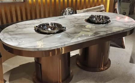 火鍋店選購回旋火鍋桌好嗎？