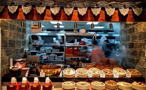 打造明廚亮灶的餐廳容易火，可你真的敢做嗎？