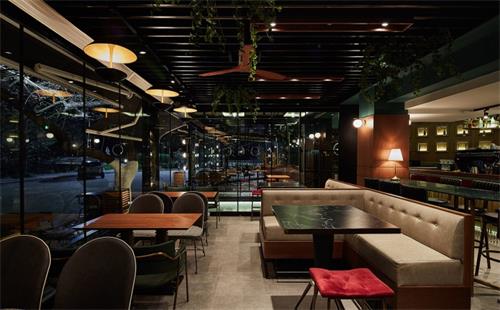 廣州酒吧家具廠教你如何選取優質的高檔酒吧餐廳家具