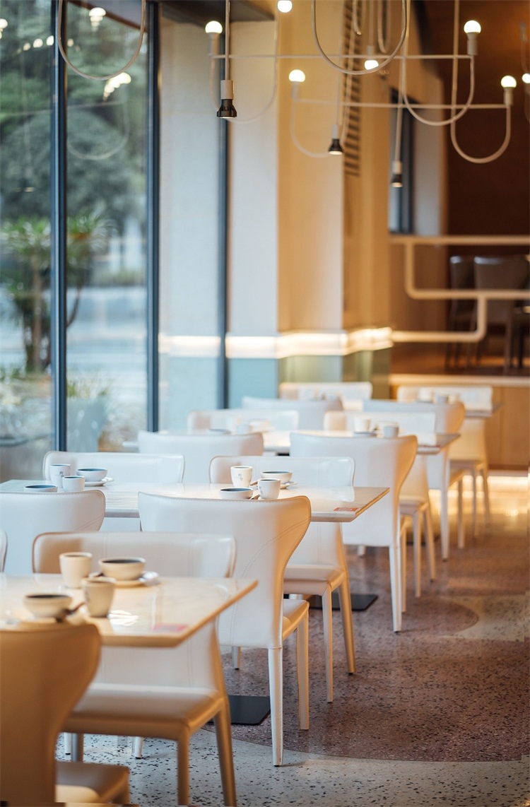 餐廳空間設(shè)計(jì)效果圖