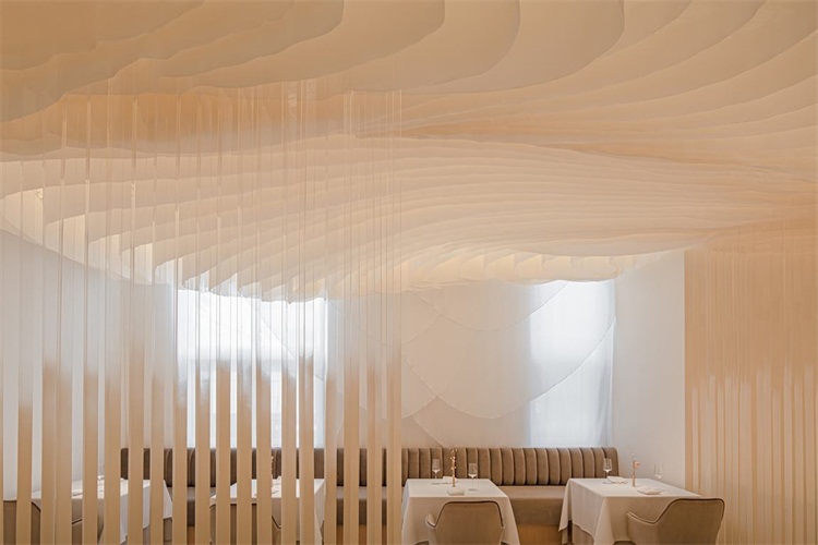 法餐廳空間設(shè)計(jì)效果圖