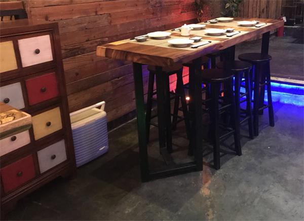 深圳梨渦淺笑Live音樂現場餐廳家具