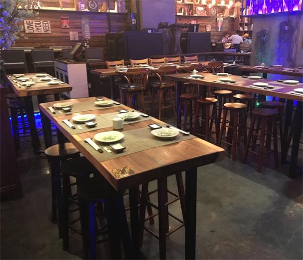 深圳梨渦淺笑Live音樂現場餐廳家具