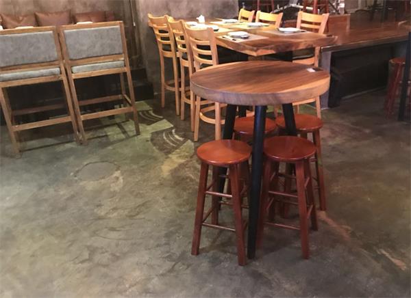 深圳梨渦淺笑Live音樂現場餐廳家具