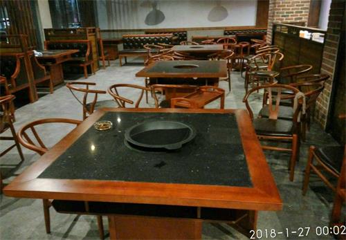 麻辣英雄方形火鍋桌