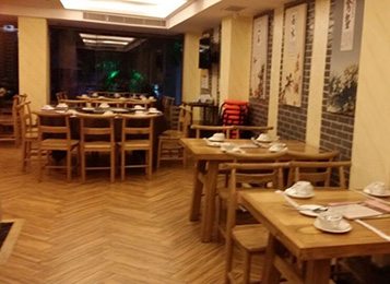 佳田湯館實木餐桌餐椅定做
