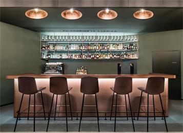 美式復(fù)古鐵藝酒吧吧臺高腳椅