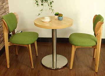 室內(nèi)外咖啡廳桌椅的差別