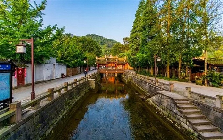 青城山主題酒店空間設計效果圖