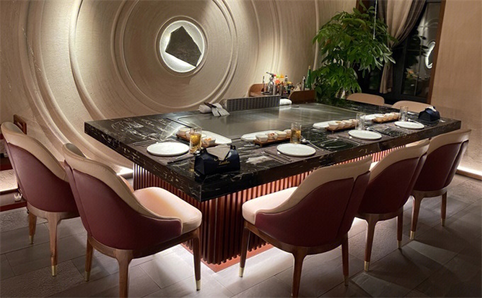 鐵板燒桌子哪里有賣，怎樣找到靠譜的廠家？