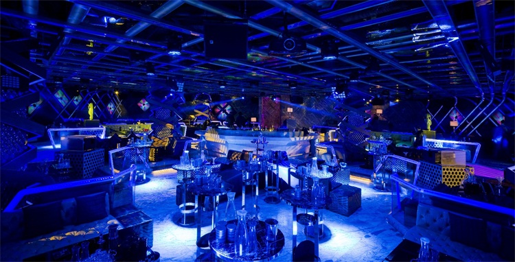 酒吧空間設(shè)計(jì)效果圖